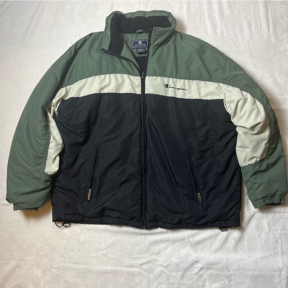 Champion Vintage 90's Men's quilted coat size XL